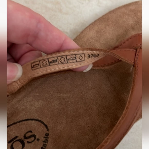 Taos Link Leather Thong Sandal NWOT Size 37 6-6.5 - Picture 5 of 8